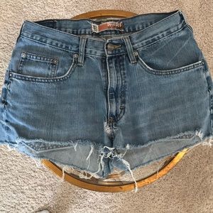 Vintage Urban Renewal Cutoffs